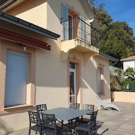 Villa Pied Dans L'eau